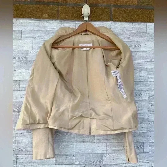 MaxMara leather jacket ruffle collar size 4